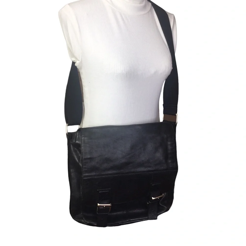 Fossil Brand black leather large satchel book bag